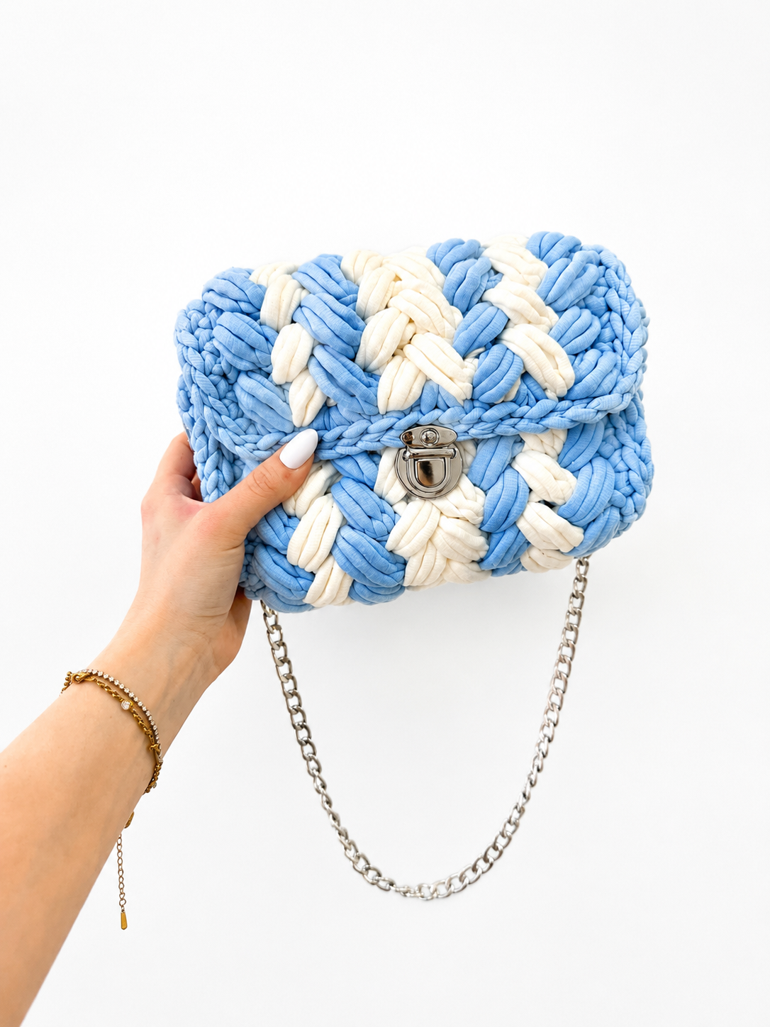 Unikat No. 002 – Handgemachte Schultertasche