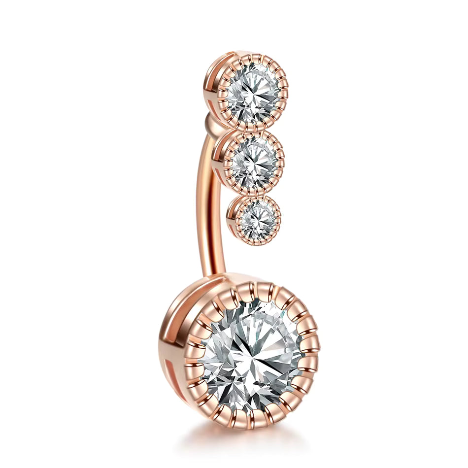 Bauchnabelpiercing mit Kristallsteinen – eleganter Nabelring mit funkelnden Strass-Details