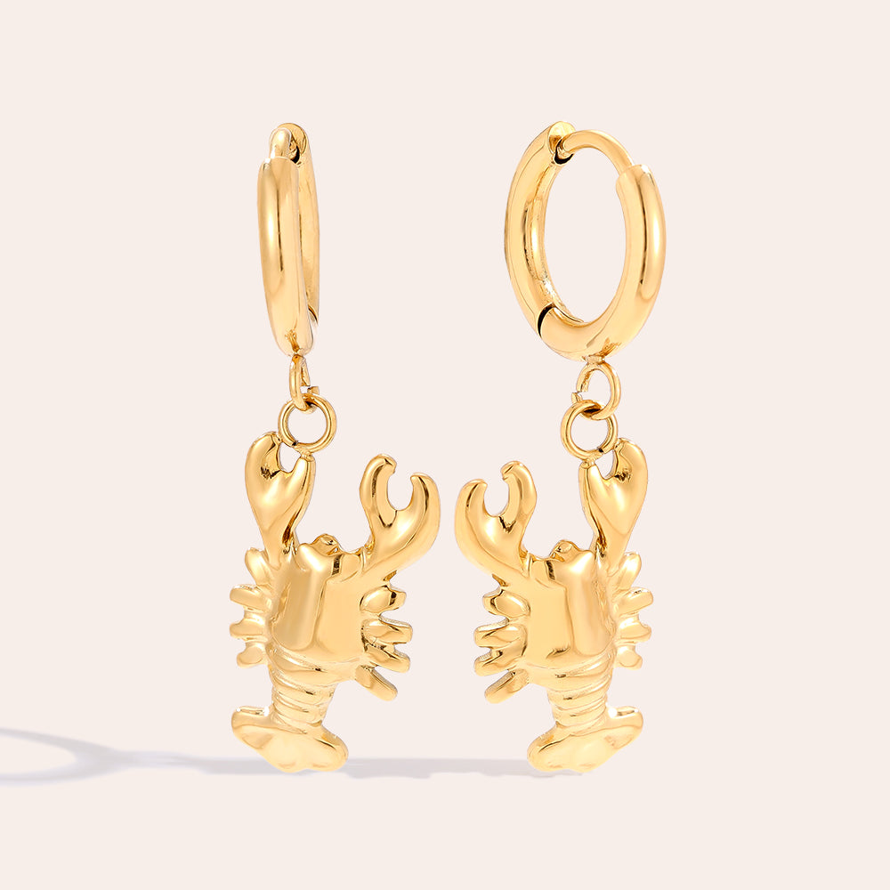 Goldene Lobster Ohrringe – Detailansicht