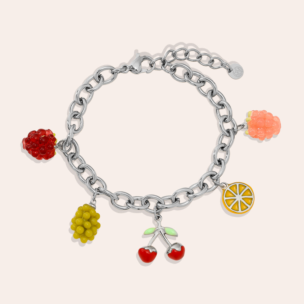 Silberne Fruit Party Armkette – Detailansicht