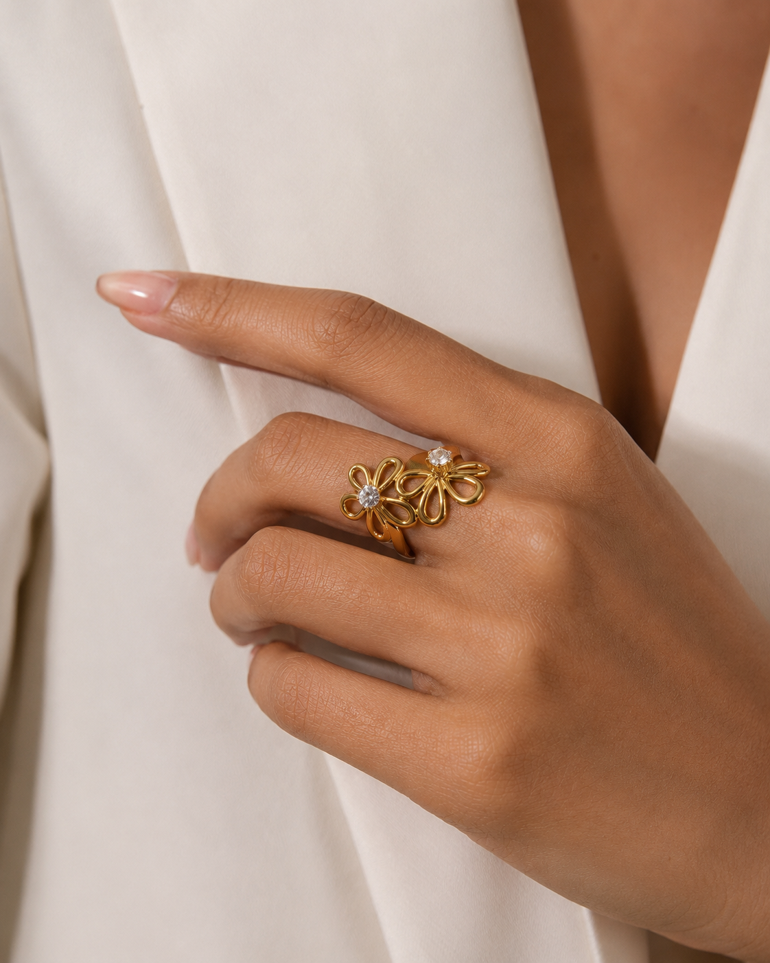 Floral Spark Ring – Gold