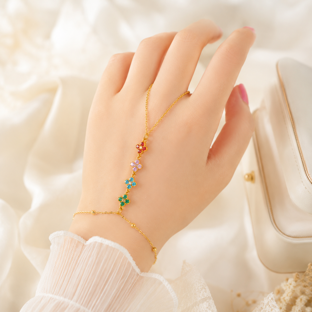 Crystal Blossom Handkette