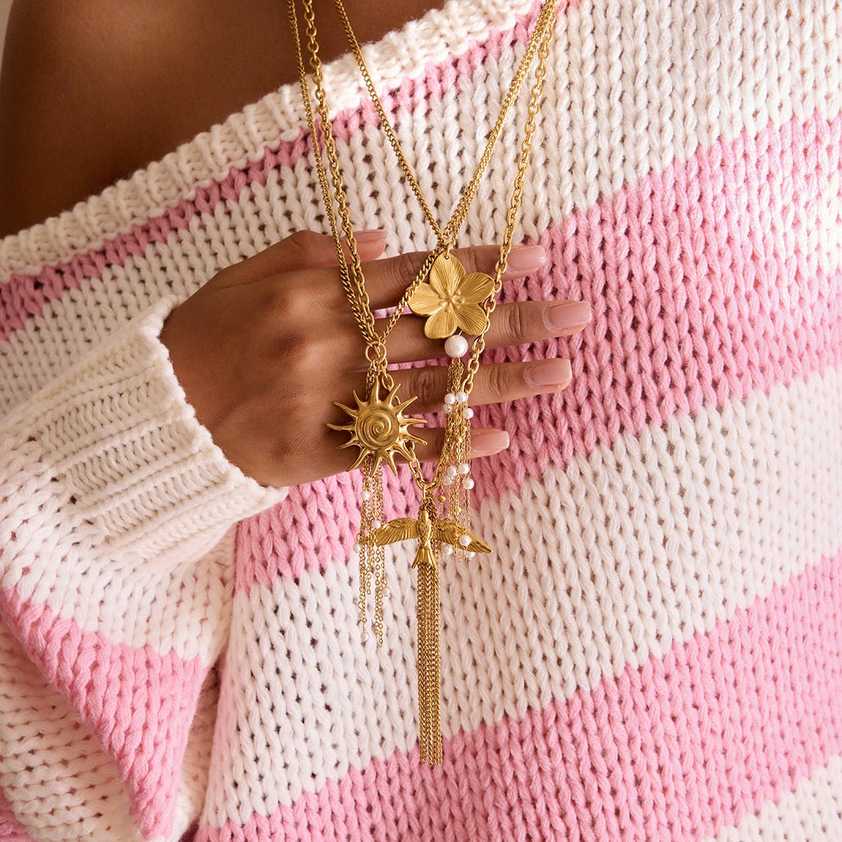 Blossom Elegance Necklace – Goldene Blumen - Kette mit Perlen - Tassel - PULXERA