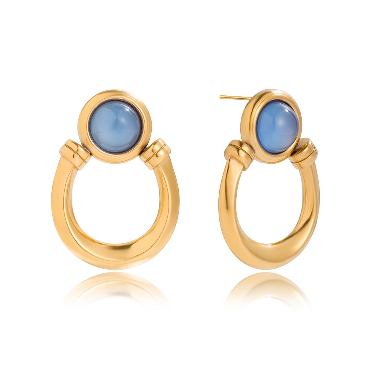 Blue Stone Elegance Hoops – Goldene Creolen mit blauem Cabochon - Stein - PULXERA