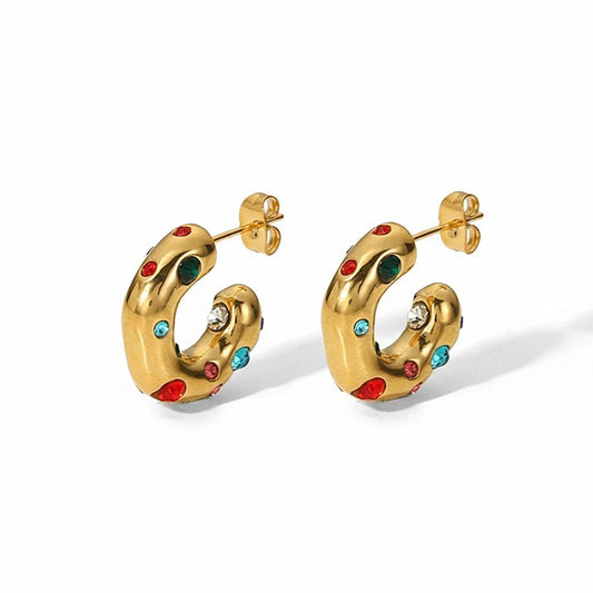 Color Pop Chunky Hoops – Vergoldete Creolen mit bunten Kristallakzenten - PULXERA