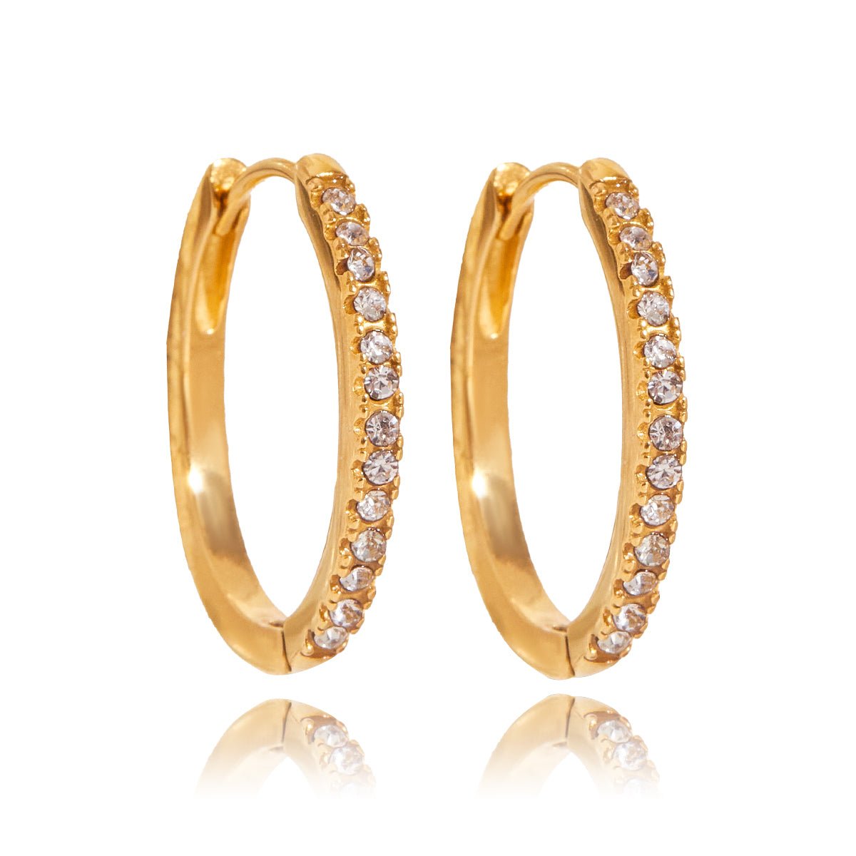 Elegant Crystal Line Hoops – Feine Goldcreolen mit Strassbesatz - PULXERA