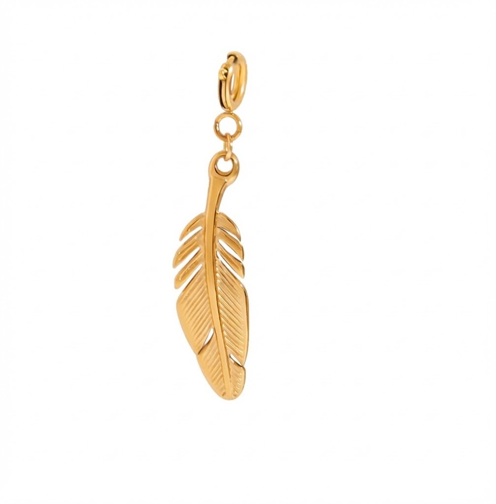 Feather Charm – Goldener Federanhänger für Creolen & Ketten - PULXERA