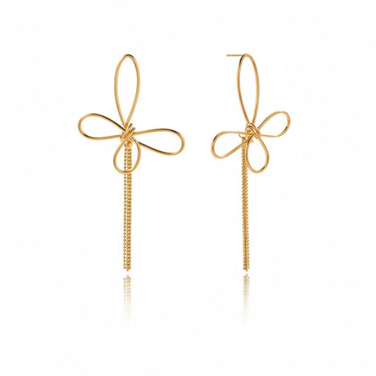 Golden Bowline Drop Earrings – Filigrane Schleifen - Ohrringe mit zartem Kettenanhänger - PULXERA