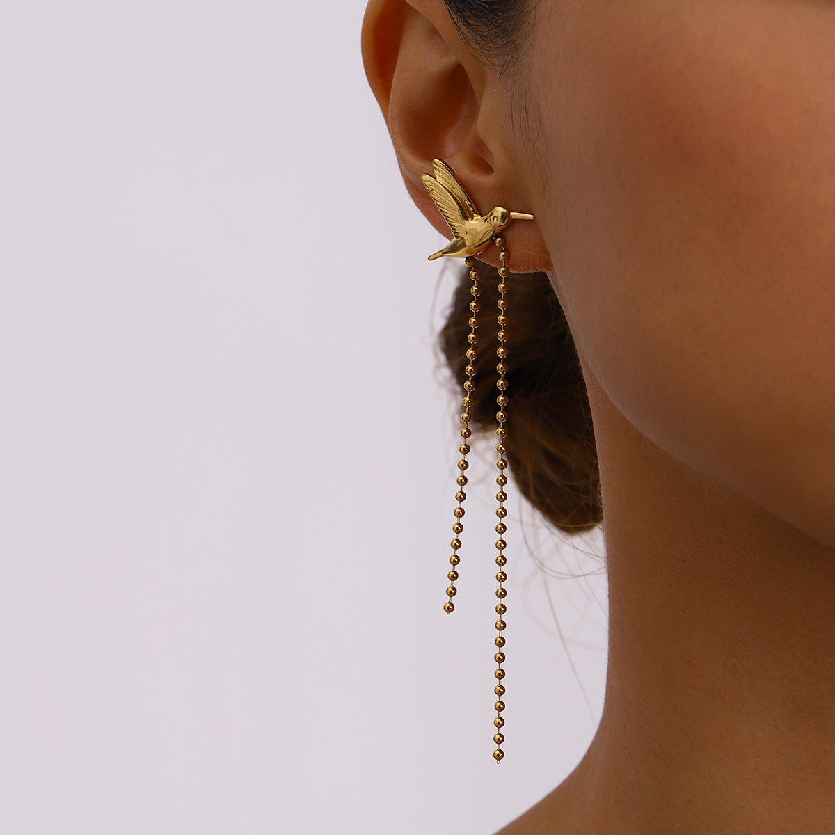 Hummingbird Chain Earrings – Vergoldete Kolibri - Ohrringe mit feinen Ketten - PULXERA