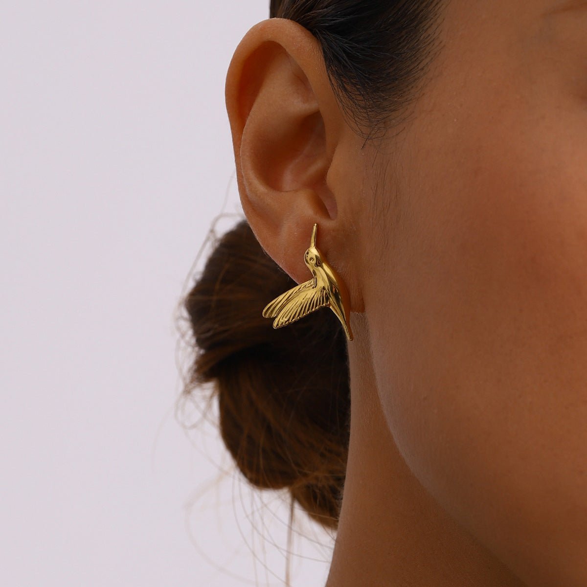 Hummingbird Gold Studs – Vergoldete Kolibri Ohrstecker - PULXERA