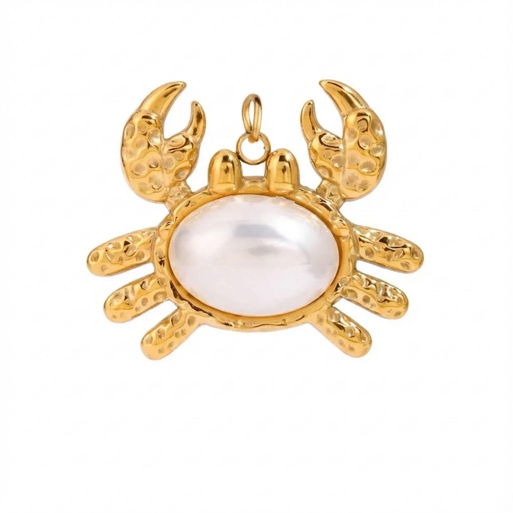 Krabben Charm mit Perlmutt – Maritimer Anhänger in Gold - PULXERA