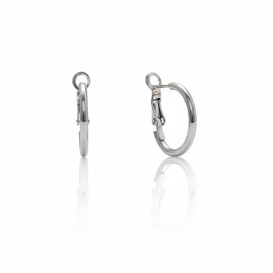 Silver Classic Hoop – Zeitlose Creolen im Edelstahl - Look - PULXERA