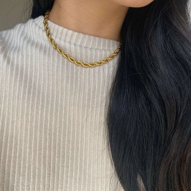 Twist Royale Halskette im 18K Gold Look - PULXERA
